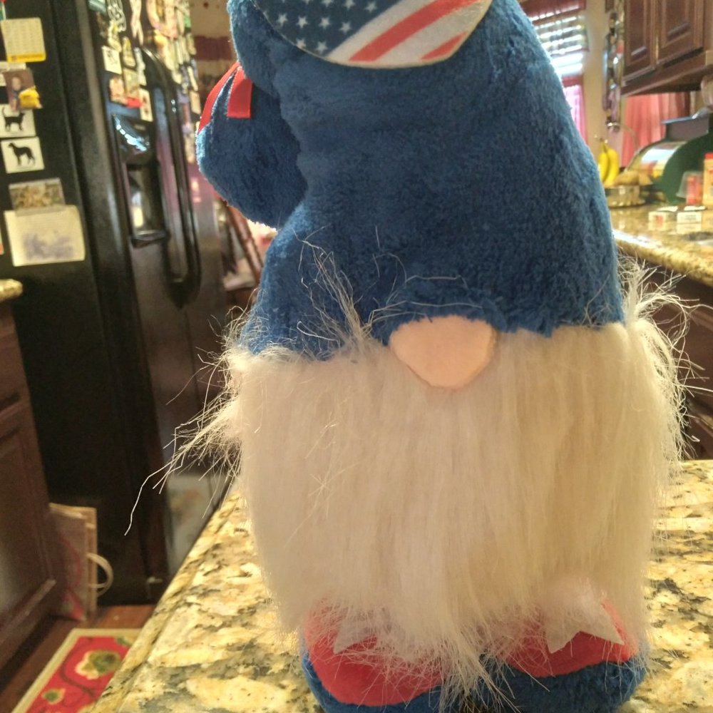 4th of July Plush Gnome Red White And Blue New With Tags Beautiful